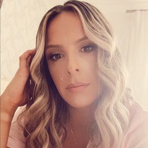 Meet your Posher, Kaitlyn